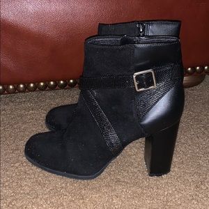 Size 7.5 black booties Christian Siriano